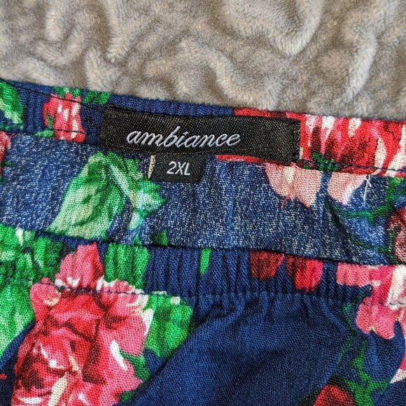 Floral off the shoulder bell sleeve top - Picture 7 of 7